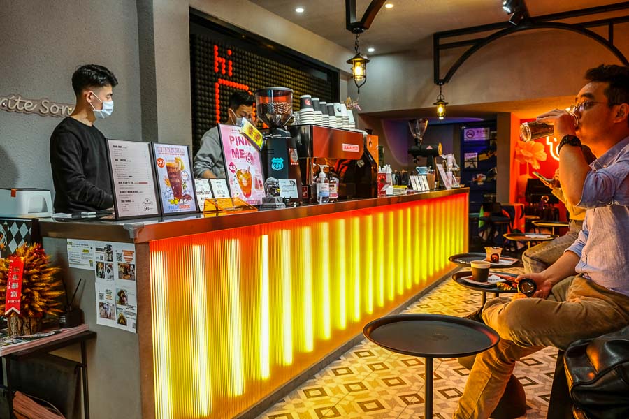 hi Rec Coffee. Cafes and coffee shops in Shanghai. Photo by Rachel Gouk @ Nomfluence.