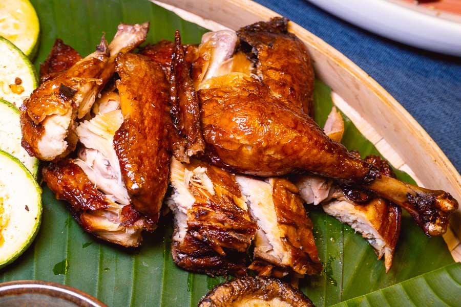 Lemongrass chicken at Ronglek, a cheap Yunnan restaurant in Shanghai. Photo by Rachel Gouk @ Nomfluence.