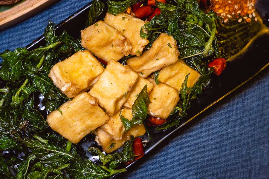 Baojiang tofu at Ronglek, a cheap Yunnan restaurant in Shanghai. Photo by Rachel Gouk @ Nomfluence.