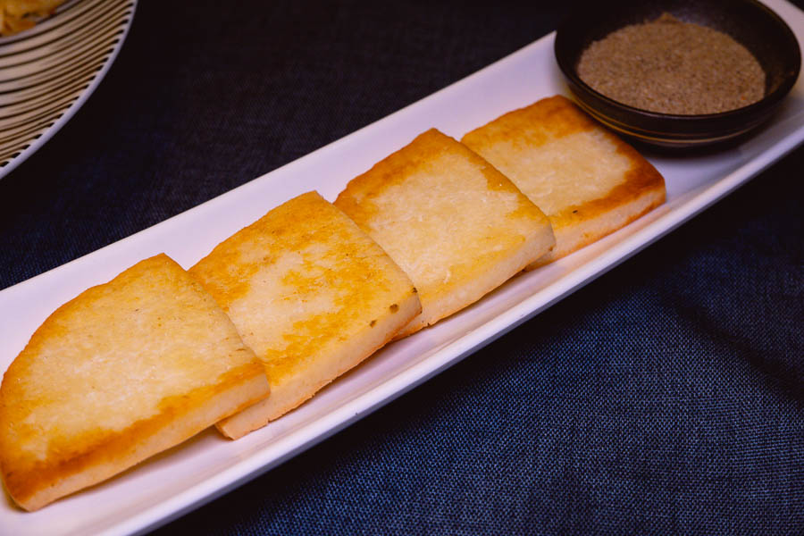 Grilled cheese at Ronglek, a cheap Yunnan restaurant in Shanghai. Photo by Rachel Gouk @ Nomfluence.