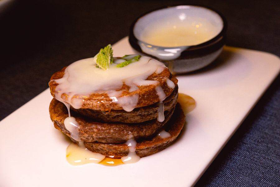 Highland barley cakes at Ronglek, a cheap Yunnan restaurant in Shanghai. Photo by Rachel Gouk @ Nomfluence.