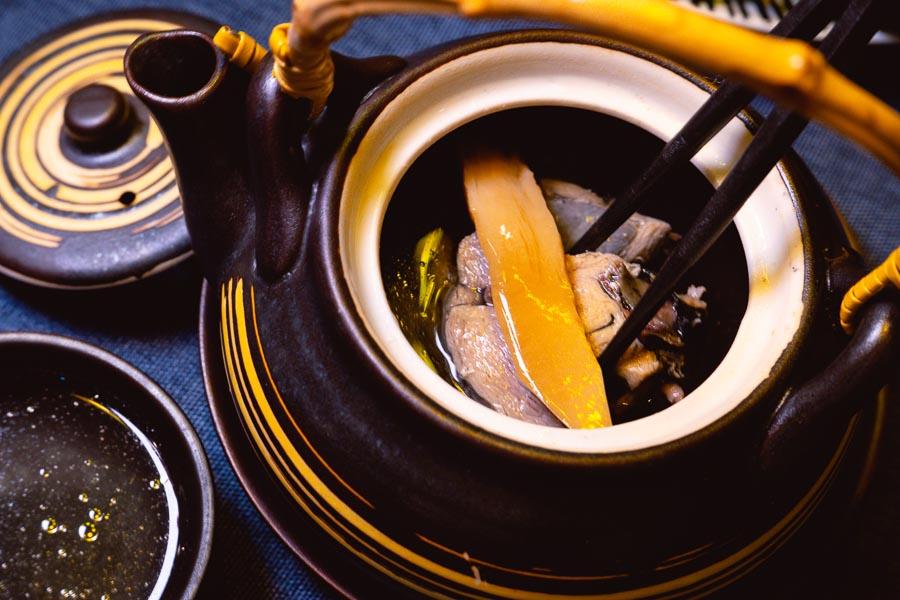 Matsutake chicken soup at Ronglek, a cheap Yunnan restaurant in Shanghai. Photo by Rachel Gouk @ Nomfluence.