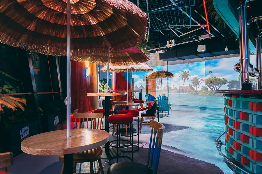 LatinLand is a restaurant, lounge and club in Jing'an, Shanghai serving Latin and Colombian food.