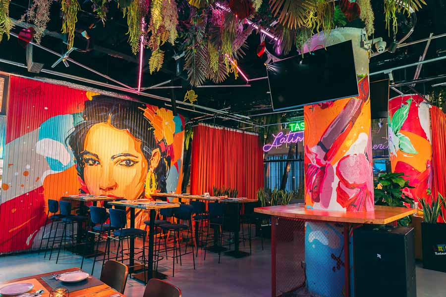 LatinLand is a restaurant, lounge and club in Jing'an, Shanghai serving Latin and Colombian food.