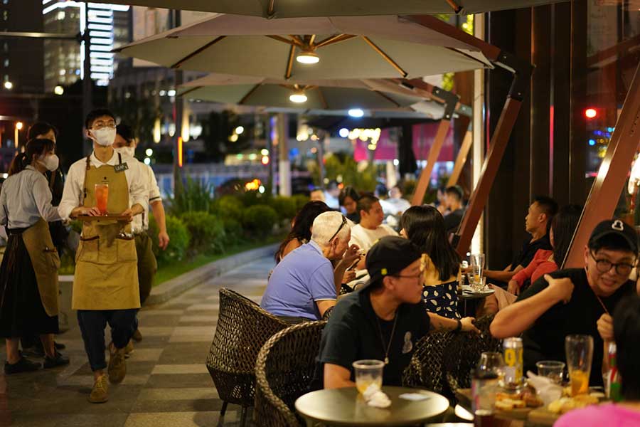 Starbucks Reserve Roastery Shanghai and Bar Mixato