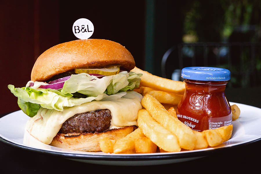 The Liberty Burger at Beef & Liberty. Shanghai Burger Month 2021 is a moth dedicated to the love of burgers, brought to you by food & drink blog Nomfluence.