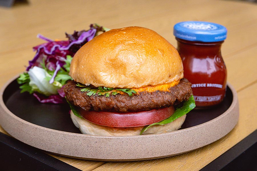 Moving Mountains Cashew Burger at Green Common. Shanghai Burger Month 2021 is a moth dedicated to the love of burgers, brought to you by food & drink blog Nomfluence.