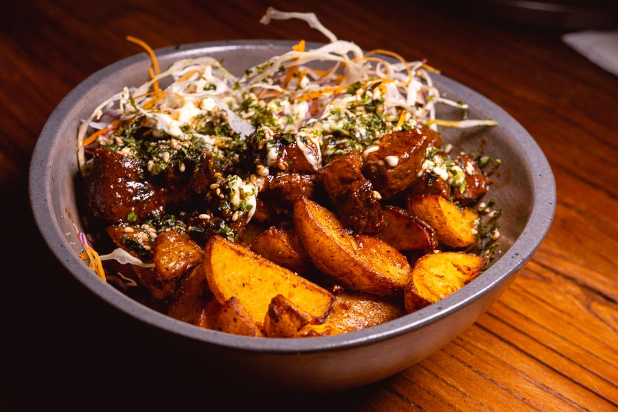 ROZO is a casual wine bar and restaurant in Jing'an, Shanghai. Photo by Rachel Gouk @ Nomfluence. 