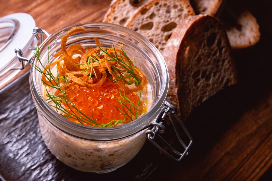 ROZO is a casual wine bar and restaurant in Jing'an, Shanghai. Photo by Rachel Gouk @ Nomfluence. 