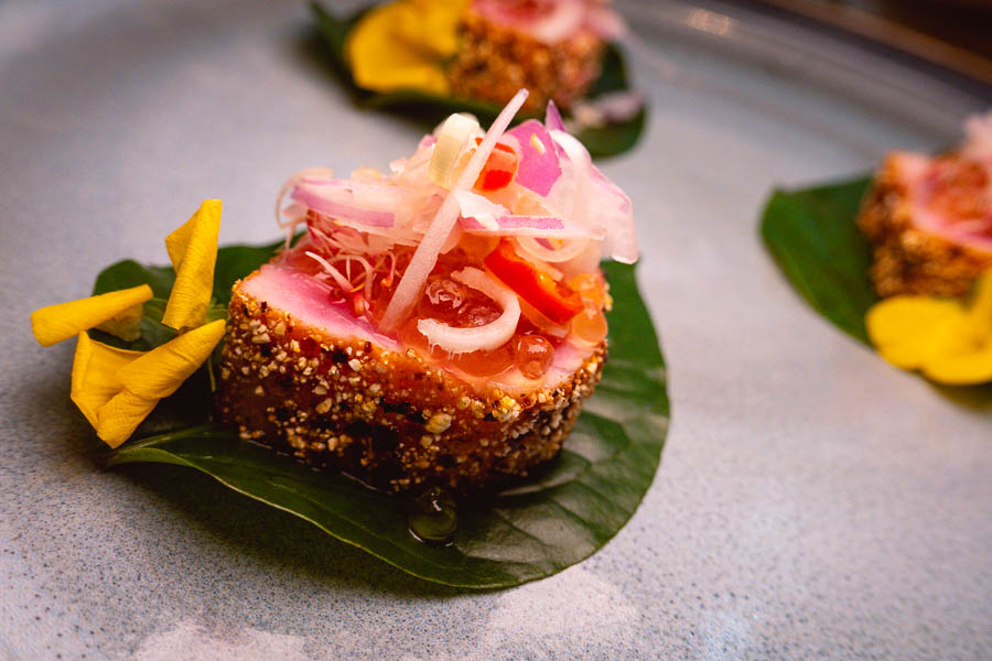 Chef de Cuisine Rosarin Sriprathum from Celadon Restaurant at The Sukhothai Bangkok does a Thai pop-up in Sukhothai Shanghai. Photo by Rachel Gouk @ Nomfluence.