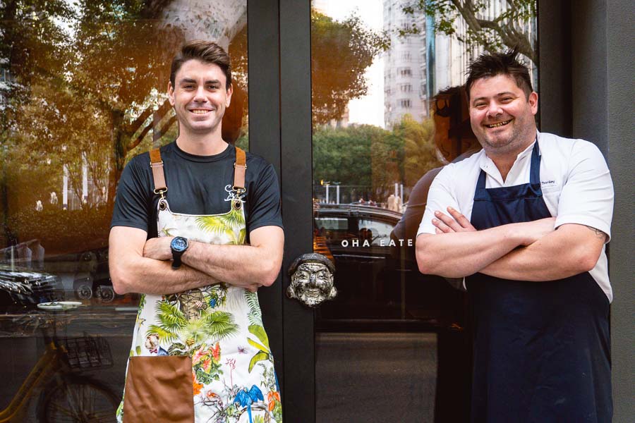 Monkey 47 Brand Ambassador Zachary Connor de Git and Oha Eatery chef Blake Thornley. Photo by Rachel Gouk @ Nomfluence.