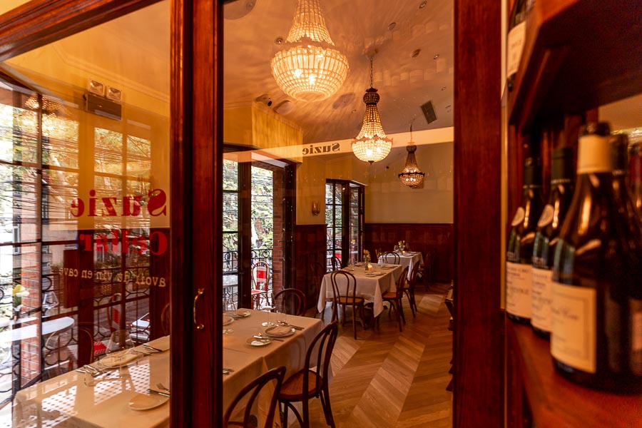 Suzie is a fine French restaurant in Shanghai for wine and dinner.