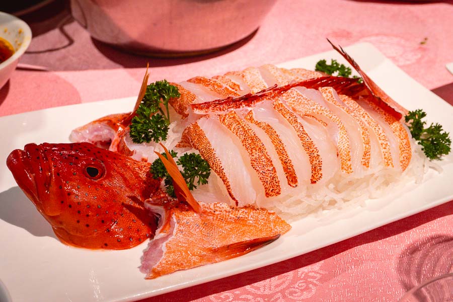 Loushang 楼上火锅 is a Cantonese-style hotpot restaurant in Shanghai that also specializes in live seafood. Photo by Rachel Gouk @ Nomfluence
