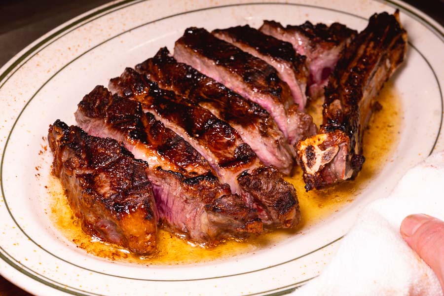 RYE&CO Steakhouse in Xintiandi has a great steak deal all through January. Photo by Rachel Gouk @ Nomfluence.