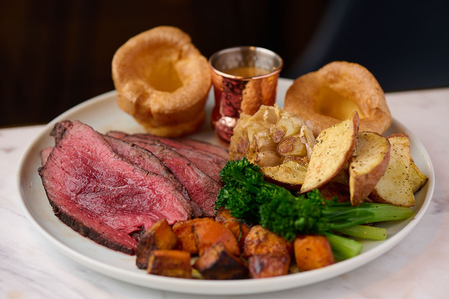 Crush is a modern American wine bistro in Jing'an, Shanghai that also does a free-flow brunch.