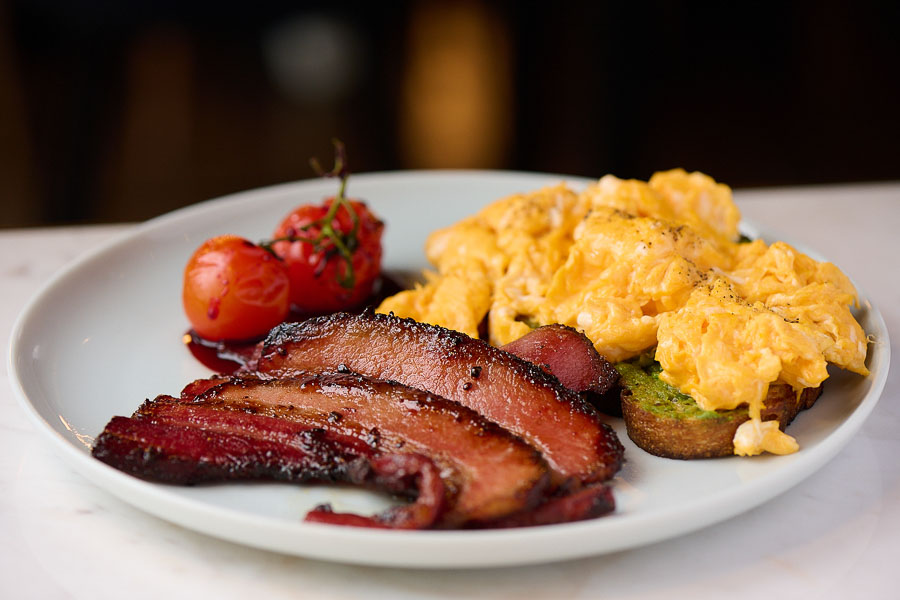 Crush is a modern American wine bistro in Jing'an, Shanghai that also does a free-flow brunch.