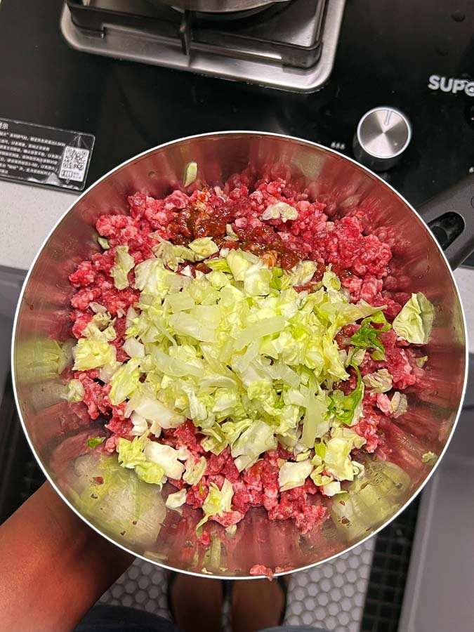 Recipe for stuffed cabbage rolls. A simple, satisfying meal at home. Photos & Recipe by Rachel Gouk @ Nomfluence.