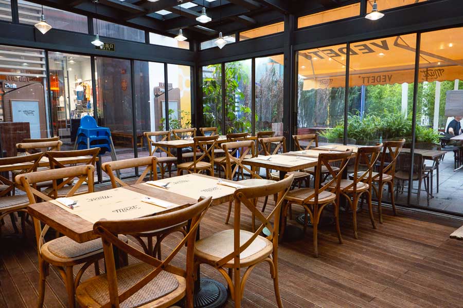 MUST Wine & Grill is a French restaurant in Jing'an, Shanghai serving French classics, steaks, and burgers. Photo by Rachel Gouk @ Nomfluence.