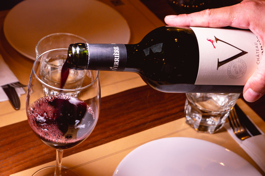 MUST Wine & Grill is a French restaurant in Jing'an, Shanghai serving French classics, steaks, and burgers. Photo by Rachel Gouk @ Nomfluence.