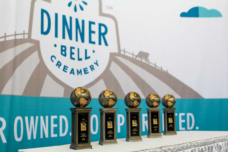 Dinner Bell Creamery. Shanghai Burger Month 2022 by Nomfluence.