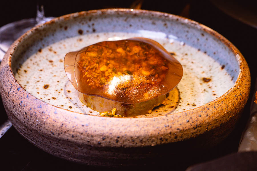 Black Glove is a gin-forward cocktail bar and restaurant in Shanghai. Photo by Rachel Gouk @ Nomfluence. 