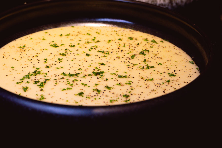 Black Glove is a gin-forward cocktail bar and restaurant in Shanghai. Photo by Rachel Gouk @ Nomfluence. 