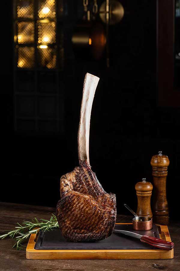 1515 West Chophouse & Bar is a steakhouse at the Jing An Shangri-La Shanghai.