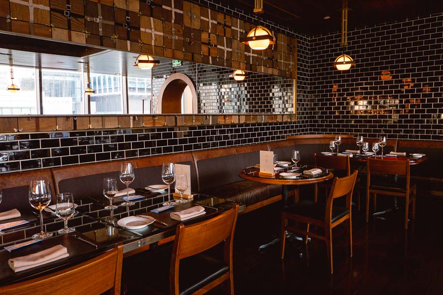1515 West Chophouse & Bar is a steakhouse at the Jing An Shangri-La Shanghai. Photo by Rachel Gouk @ Nomfluence.