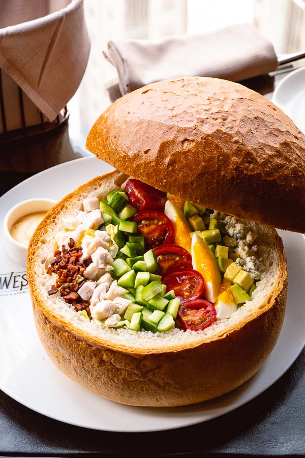 1515 West Chophouse & Bar is a steakhouse at the Jing An Shangri-La Shanghai. Photo by Rachel Gouk @ Nomfluence.