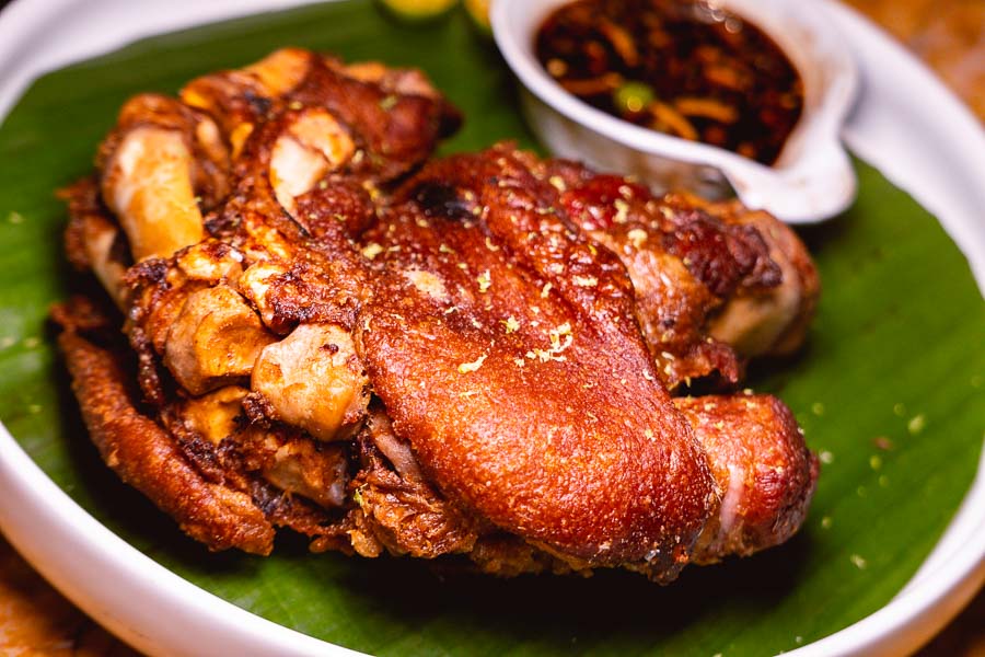Shake is a restaurant and bar in Shanghai that serves Asian-inspired food and has live music performances. Photo by Rachel Gouk @ Nomfluence.