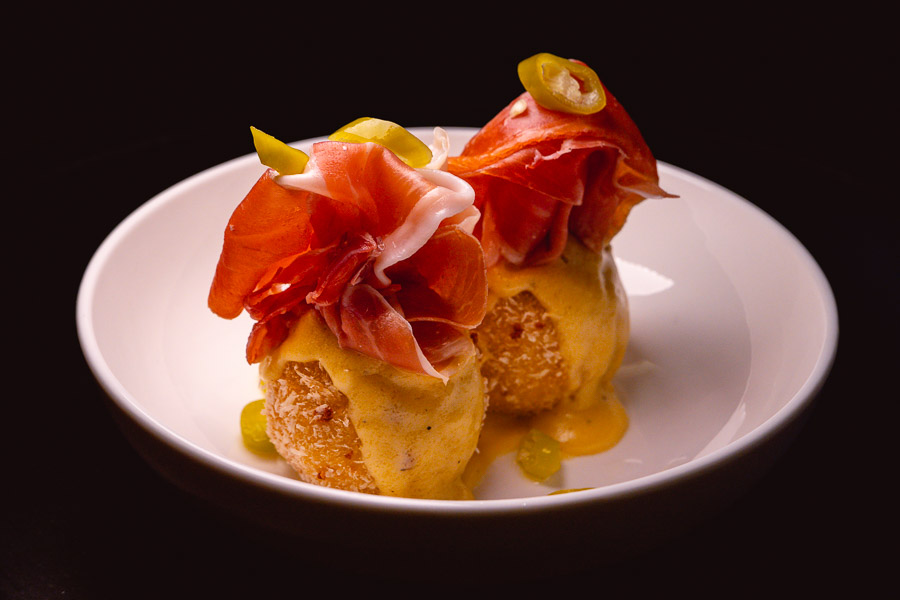 Chef Lucky Lasagna opens Bambino, a restaurant in Jing'an, Shanghai that serves “unconventional traditional” Italian food alongside excellent cocktails. Photo by Rachel Gouk @ Nomfluence.