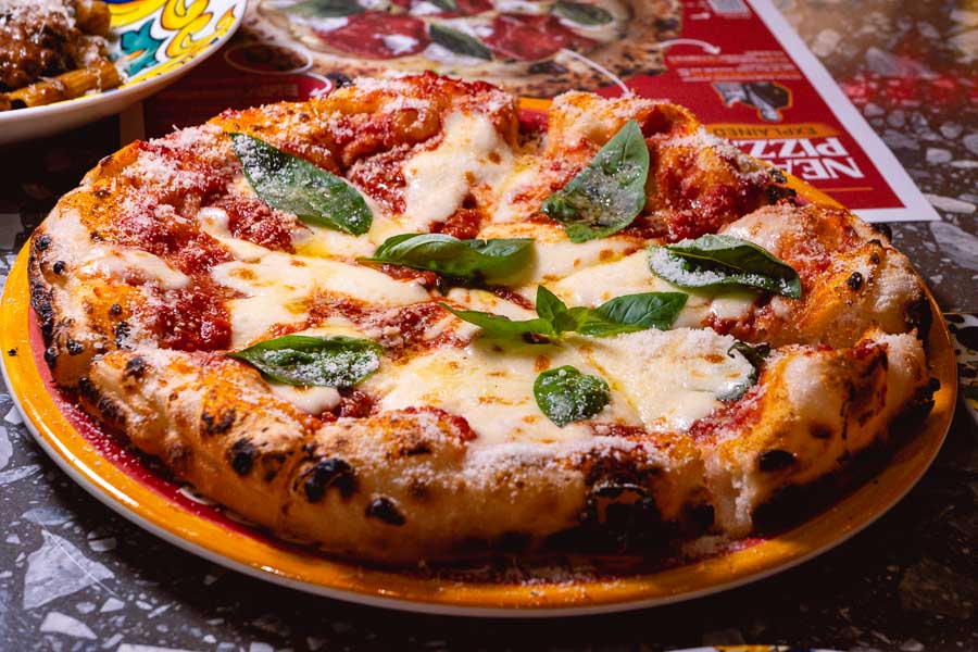 Bottega Shanghai, an Italian restaurant specializing in Neapolitan pizzas. Photo by Rachel Gouk @ Nomfluence