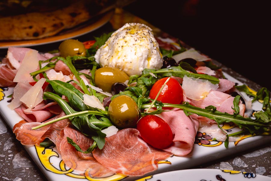 Bottega Shanghai, a restaurant and bar that specializes in Neapolitan pizzas and Italian comfort food. Photo by Rachel Gouk @ Nomfluence.