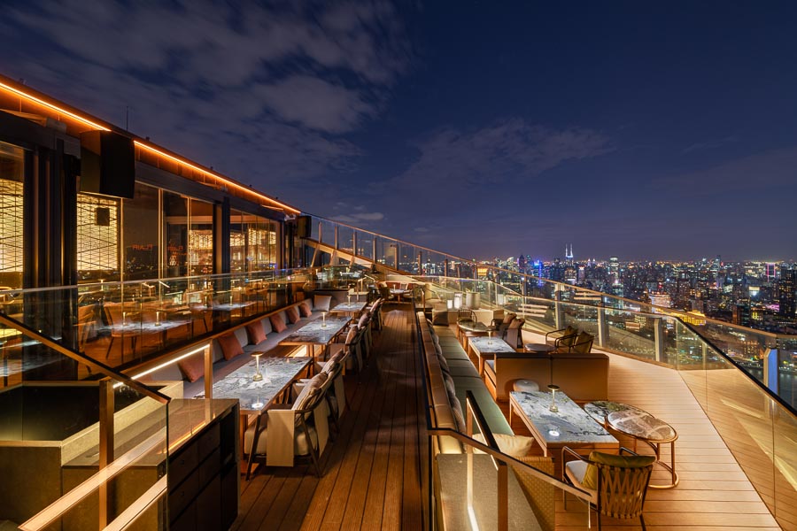 Shanghai's most iconic rooftop restaurant and bar Flair reopens after a facelift. The best view in Shanghai at The Ritz-Carlton Pudong, Shanghai. @ Nomfluence