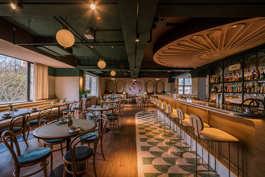 Dim Sum Society (Yi Long) is a Cantonese restaurant on Donghu Lu, Shanghai.