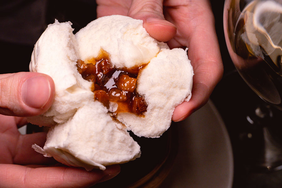 Dim Sum Society (Yi Long) is a Cantonese restaurant on Donghu Lu, Shanghai. Photo by Rachel Gouk @ Nomfluence.