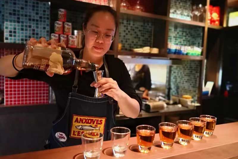 Ling Huang, chef-founder of Pirata, a tapas-style restaurant in Shanghai. @ Nomfluence.