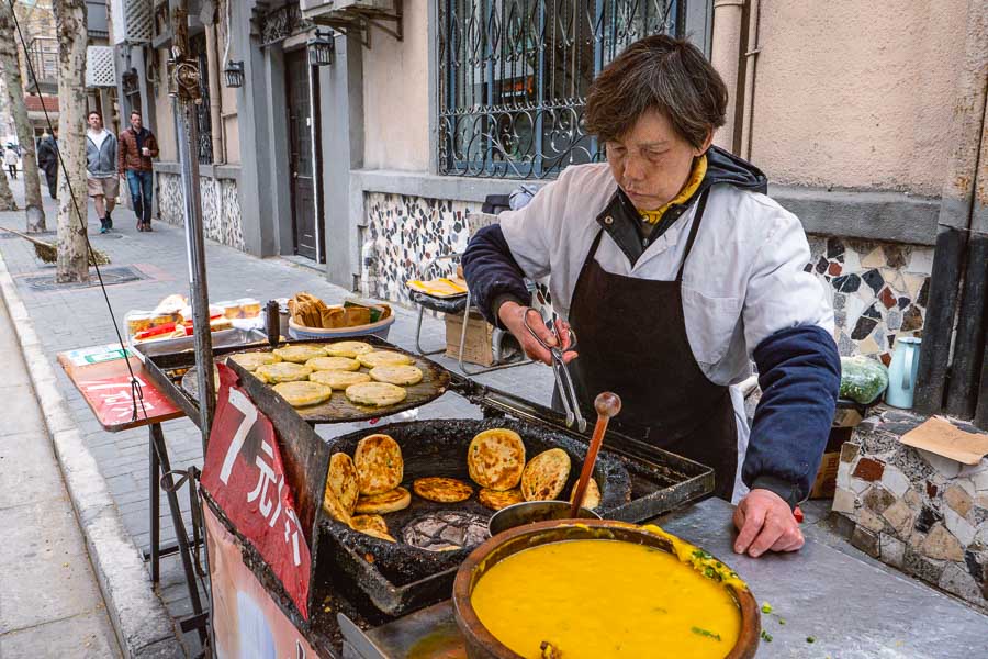 The Best Scallion Pancakes (Cong You Bing 葱油饼) in Shanghai. Photo by Rachel Gouk @ Nomfluence.