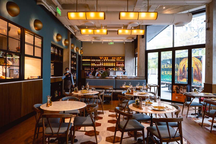 Bella Vita is a casual Italian restaurant in Jing'a, Shanghai. Photo by Rachel Gouk @ Nomfluence.