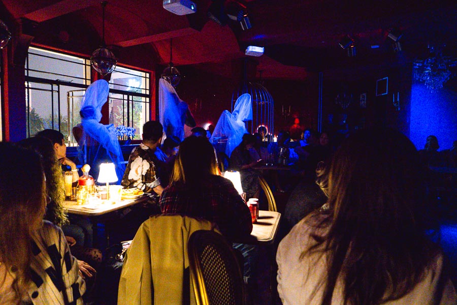 Shanghai entertainment venue Candor serves up burlesque, food, and cocktails. Photo by Rachel Gouk @ Nomfluence.