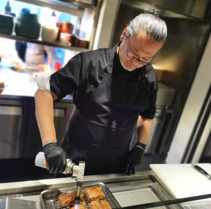 Lounge by Topgolf hosts chef Joey Cheong for a nasi lemak buffet.