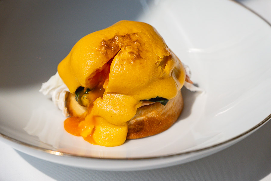 Champagne brunch at Jade on 36, Pudong Shangri-la Shanghai. Photo by Rachel Gouk @ Nomfluence