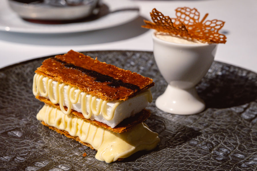 Champagne brunch at Jade on 36, Pudong Shangri-la Shanghai. Photo by Rachel Gouk @ Nomfluence