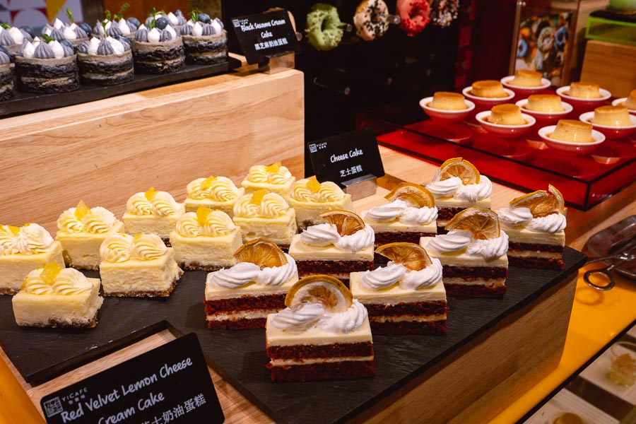 One of the biggest brunch buffets in Shanghai at YICAFE, Pudong Shangri-La, Shanghai. Photo by Rachel Gouk @ Nomfluence.