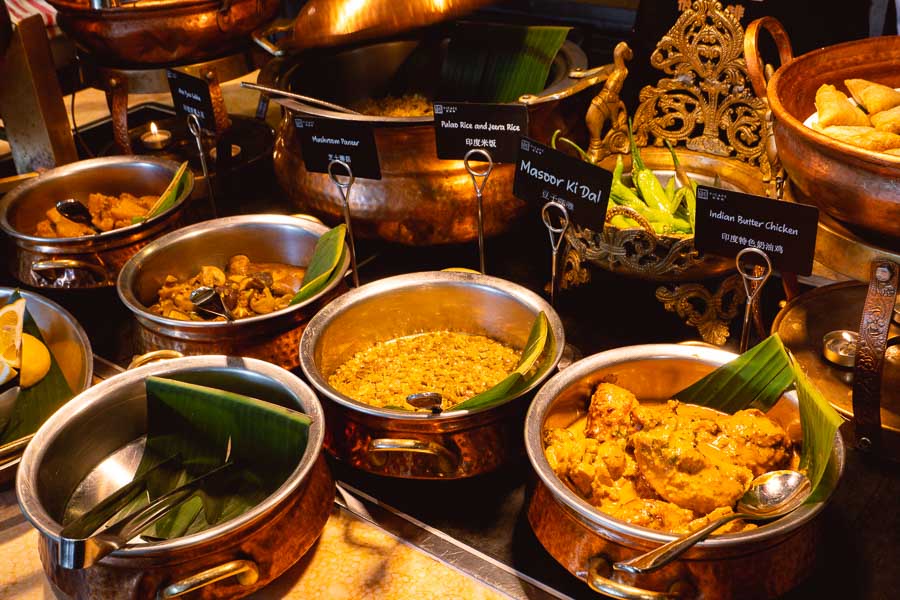 One of the biggest brunch buffets in Shanghai at YICAFE, Pudong Shangri-La, Shanghai. Photo by Rachel Gouk @ Nomfluence.