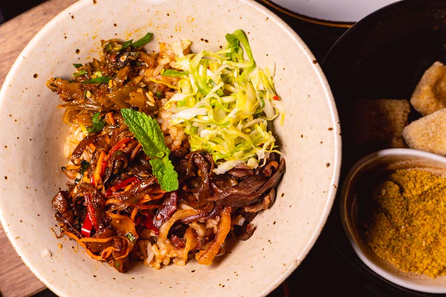 Pur'aisin is a natural wine bar in Shanghai that serves Yunnan food. Photo by Rachel Gouk @ Nomfluence