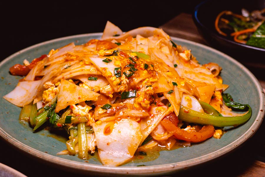 Pur'aisin is a natural wine bar in Shanghai that serves Yunnan food. Photo by Rachel Gouk @ Nomfluence