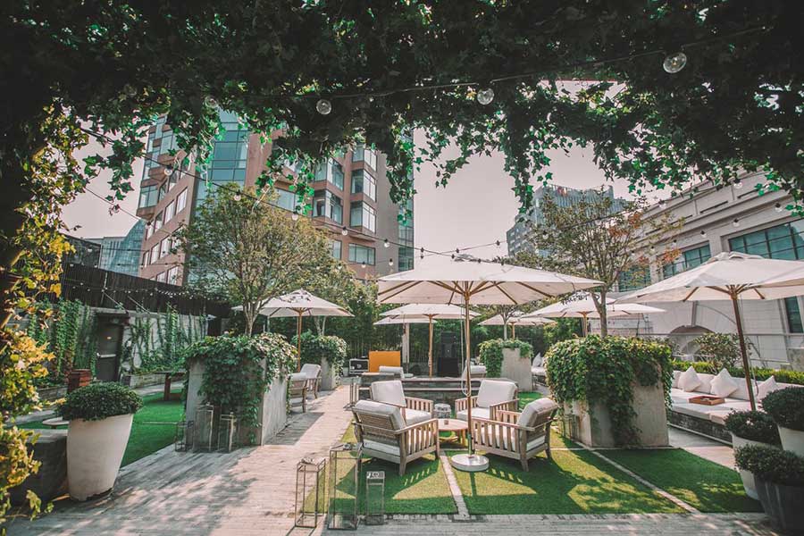 Best rooftop bars in Shanghai: The Roof at The Shanghai EDITION. @ Nomfluence