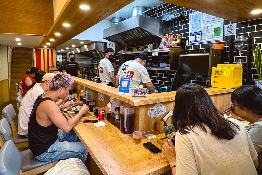 Best ramen in Shanghai: Shichi Shou 柒鉦·日式豚骨拉麵. Photo by Rachel Gouk @ Nomfluence