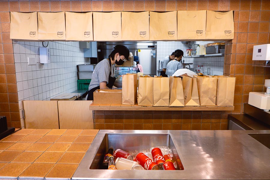 Sensational burgers at this hole-in-the-wall in Xuhui district. Is it worth it? Photo by Rachel Gouk @ Nomfluence